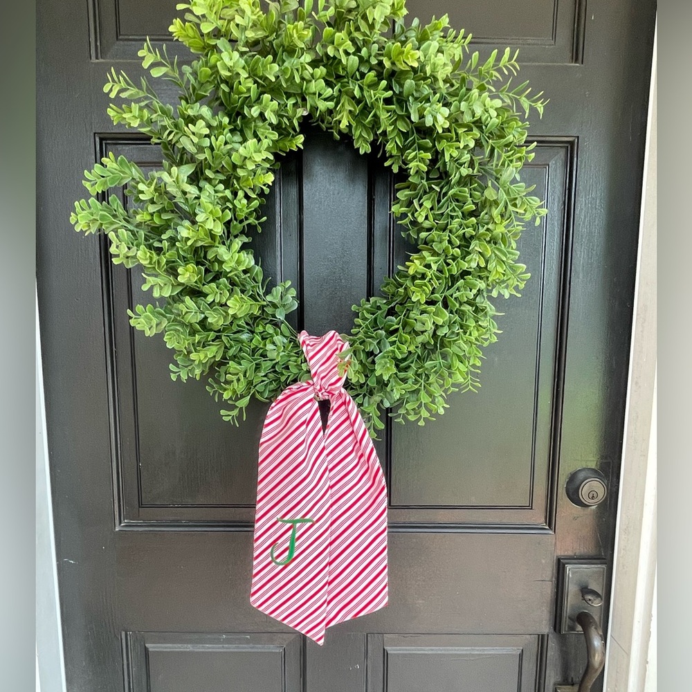Candy cane striped wreath sash with custom initial or monogram * you choose*